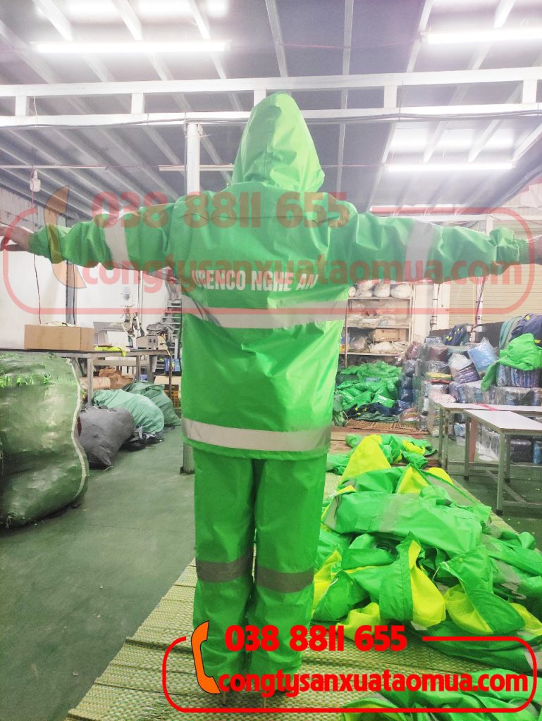 Công ty sản xuất áo mưa bộ quà tặng